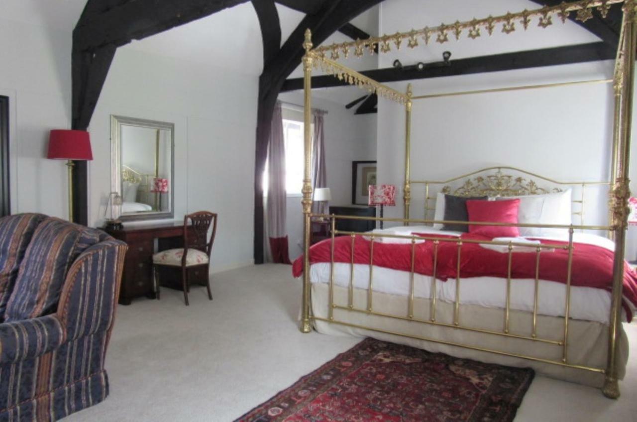 The Old Vicarage Hotel & Restaurant Bridgwater Exterior photo The bedroom